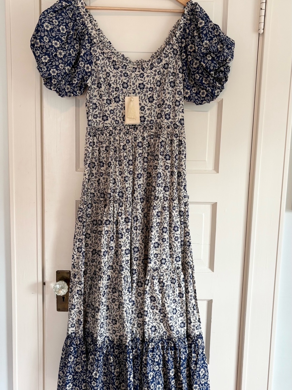 Doen Blue and White Floral Puff-Sleeve Maxi Dress
